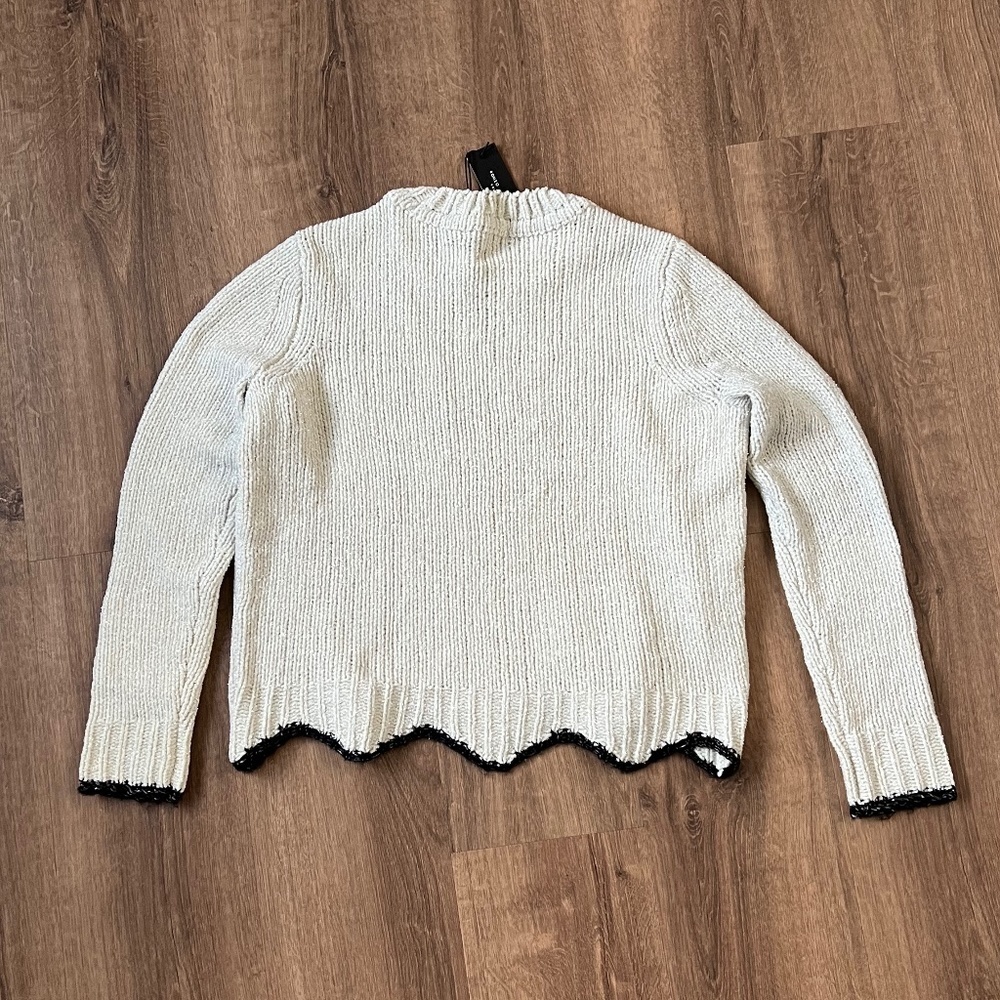 NWT Romeo + Juliet Couture Ivory Sparkle Scallop Hem Sweater Sz M - Picture 9 of 11